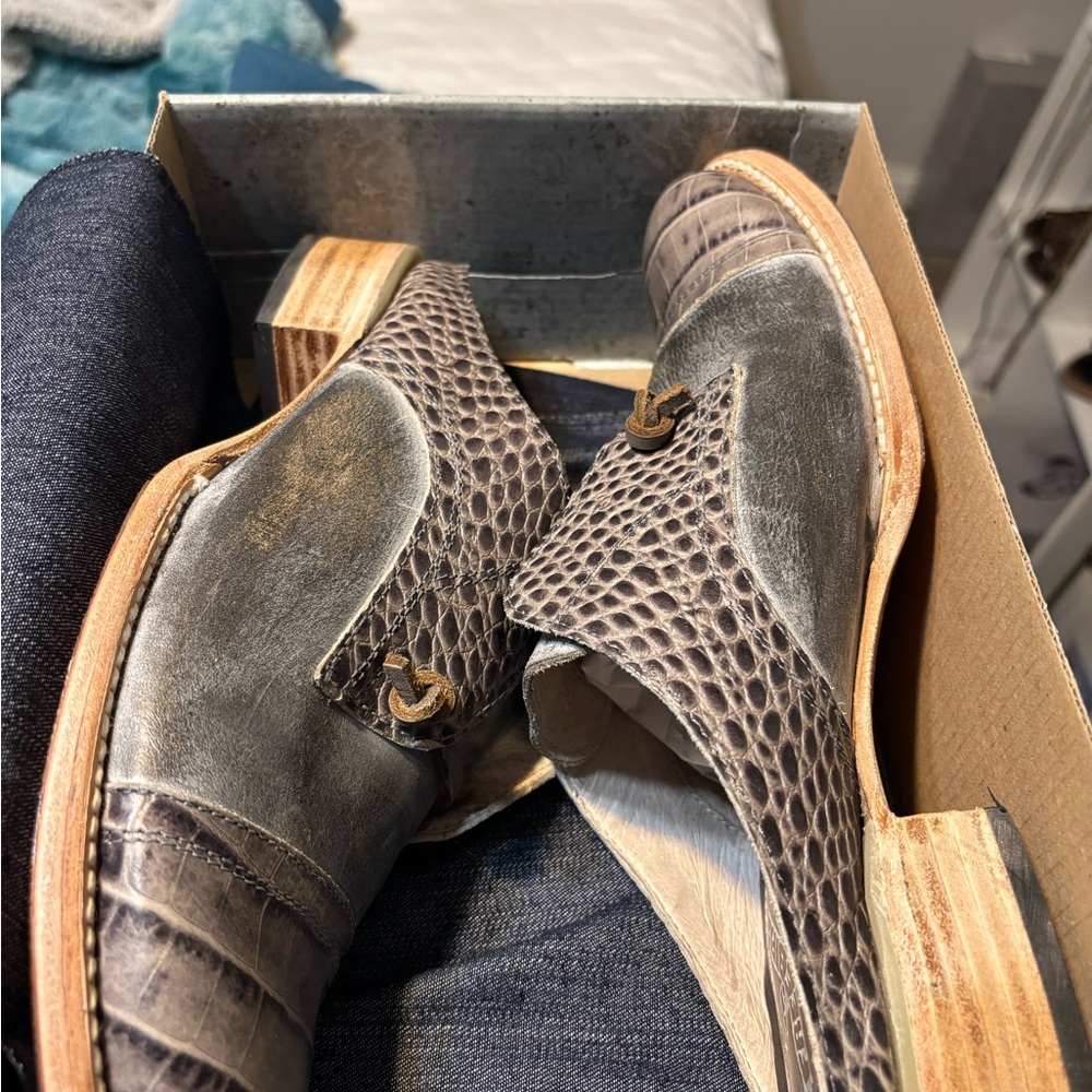 Freebird by Steven Gray Textured Flats